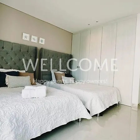 For 8 With Ocean View And Jacuzzi In * Cartagena